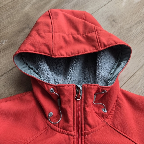 Vibrant Coral Red Orange Full Zip Omniwind block Lg jacket w/hood & Md Gloves - Picture 12 of 17